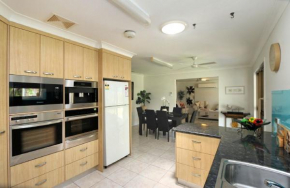 4 Jacques Court, Bargara